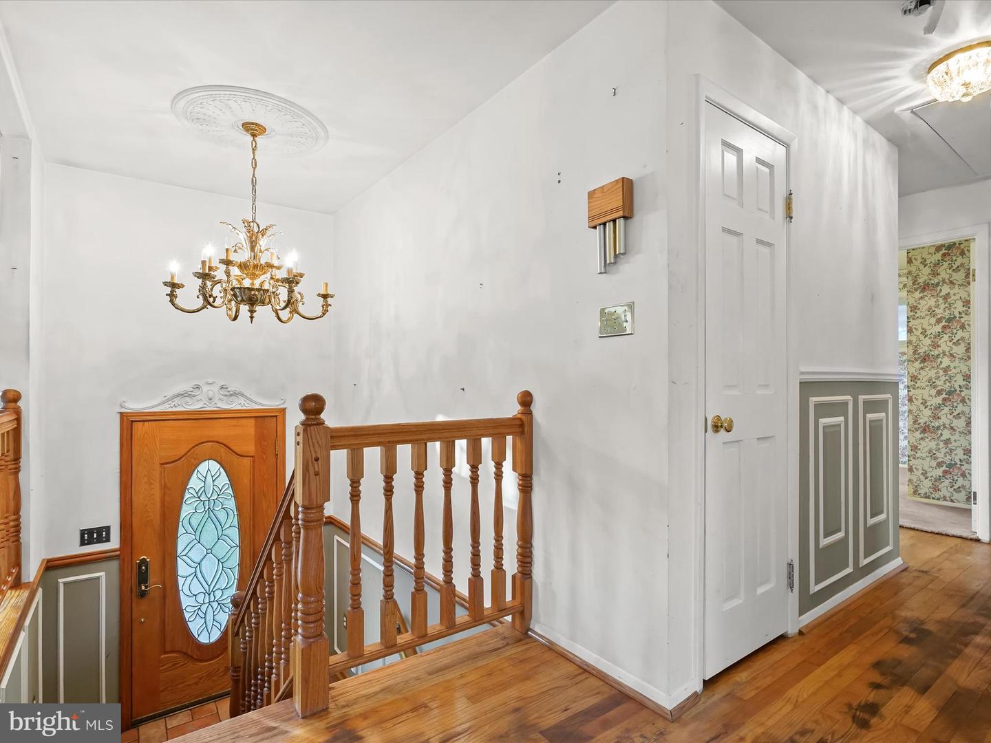 7605 MCCLOUD CT, LORTON, Virginia 22079, 3 Bedrooms Bedrooms, ,2 BathroomsBathrooms,Residential,For sale,7605 MCCLOUD CT,VAFX2257530 MLS # VAFX2257530