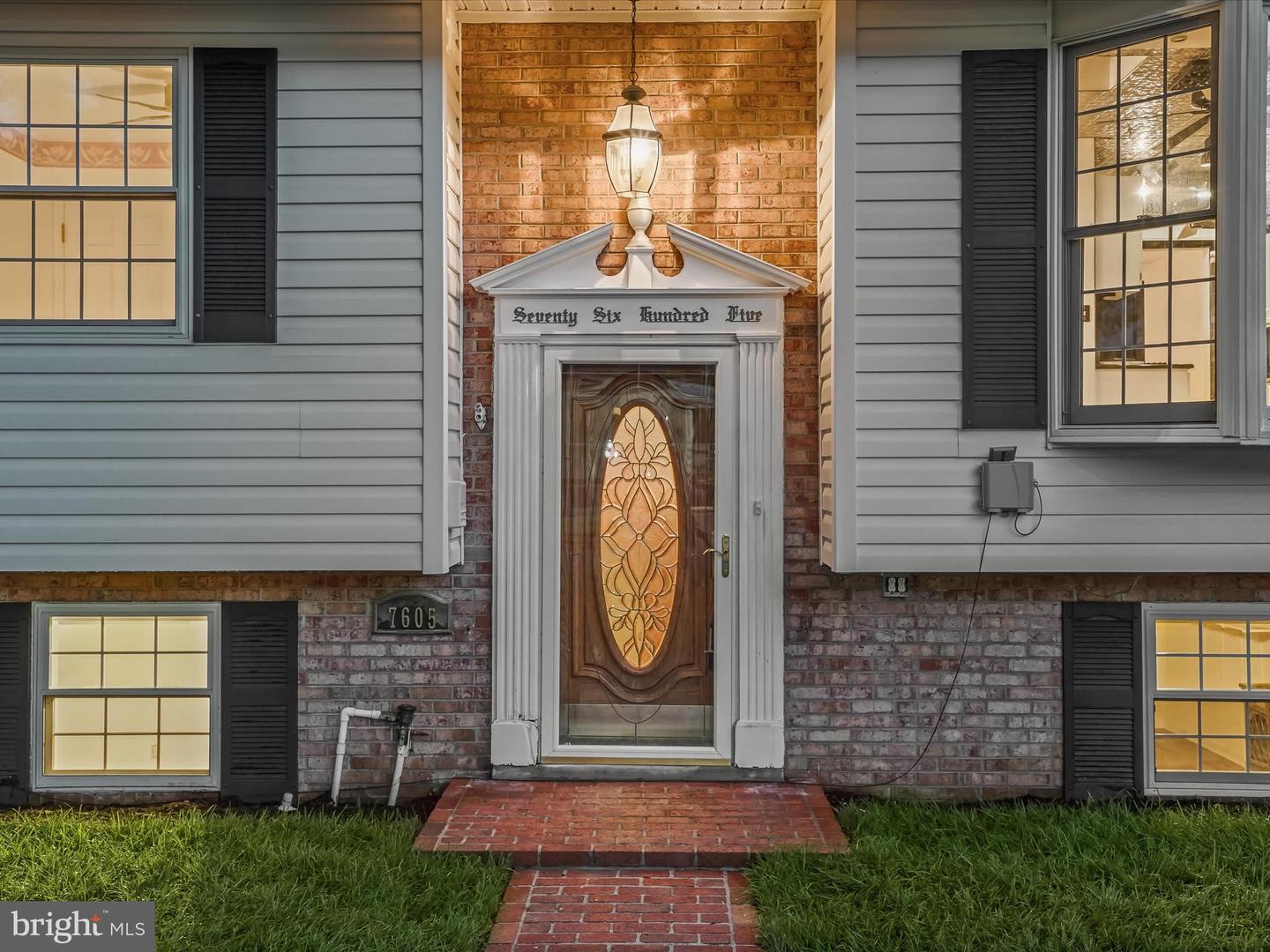 7605 MCCLOUD CT, LORTON, Virginia 22079, 3 Bedrooms Bedrooms, ,2 BathroomsBathrooms,Residential,For sale,7605 MCCLOUD CT,VAFX2257530 MLS # VAFX2257530