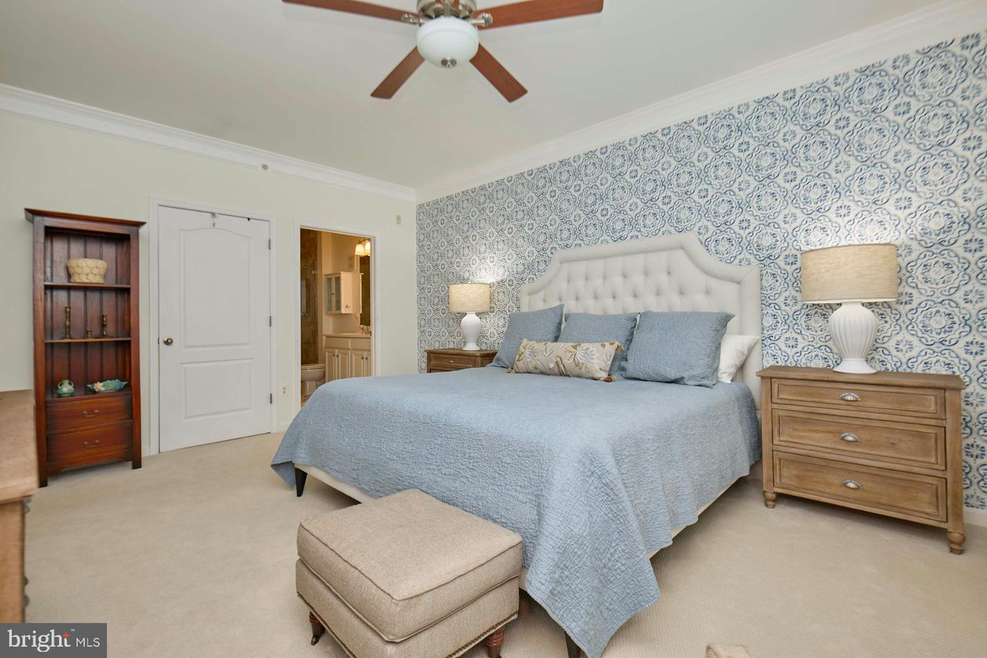 24701 BYRNE MEADOW SQ #404, ALDIE, Virginia 20105, 2 Bedrooms Bedrooms, ,2 BathroomsBathrooms,Residential,For sale,24701 BYRNE MEADOW SQ #404,VALO2103156 MLS # VALO2103156