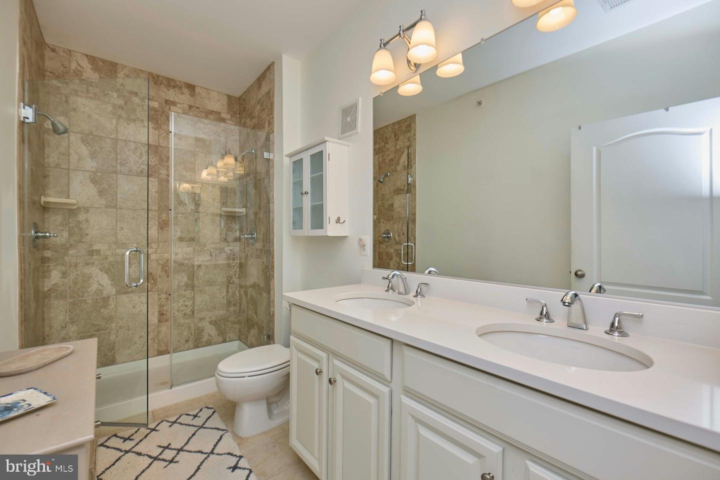24701 BYRNE MEADOW SQ #404, ALDIE, Virginia 20105, 2 Bedrooms Bedrooms, ,2 BathroomsBathrooms,Residential,For sale,24701 BYRNE MEADOW SQ #404,VALO2103156 MLS # VALO2103156