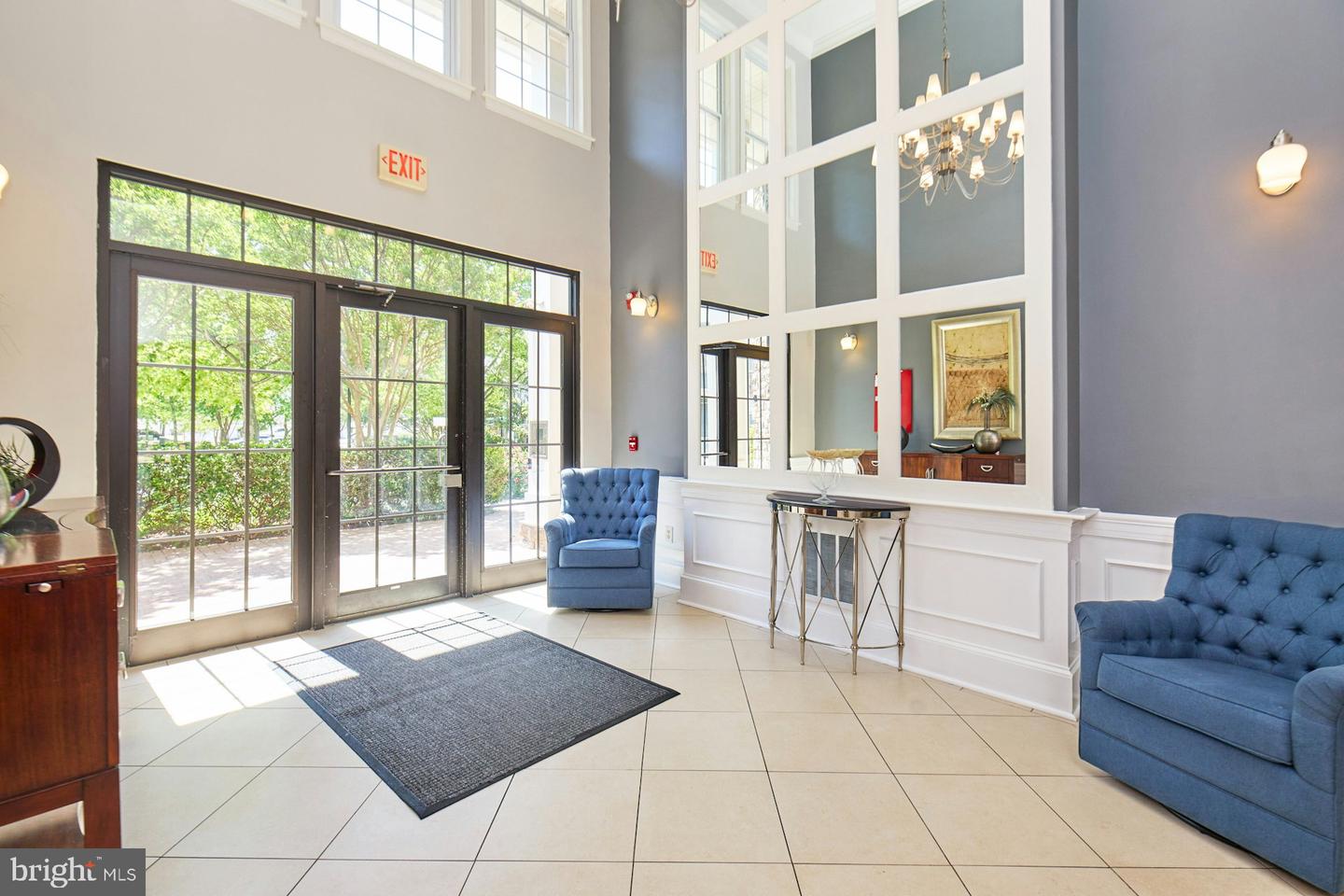 24701 BYRNE MEADOW SQ #404, ALDIE, Virginia 20105, 2 Bedrooms Bedrooms, ,2 BathroomsBathrooms,Residential,For sale,24701 BYRNE MEADOW SQ #404,VALO2103156 MLS # VALO2103156
