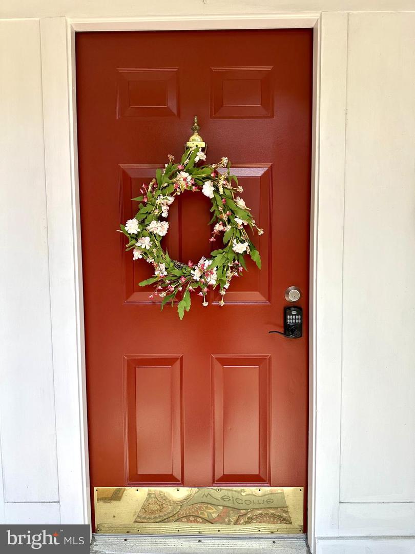 14853 CLOVERDALE RD, WOODBRIDGE, Virginia 22193, 3 Bedrooms Bedrooms, ,2 BathroomsBathrooms,Residential,For sale,14853 CLOVERDALE RD,VAPW2099992 MLS # VAPW2099992