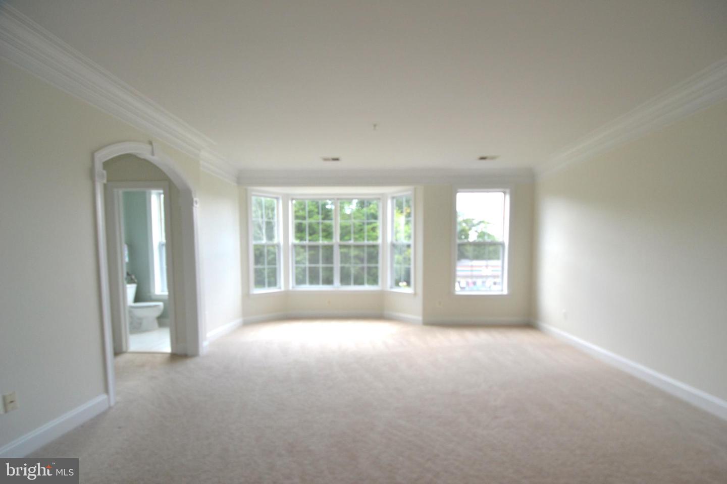14853 CLOVERDALE RD, WOODBRIDGE, Virginia 22193, 3 Bedrooms Bedrooms, ,2 BathroomsBathrooms,Residential,For sale,14853 CLOVERDALE RD,VAPW2099992 MLS # VAPW2099992
