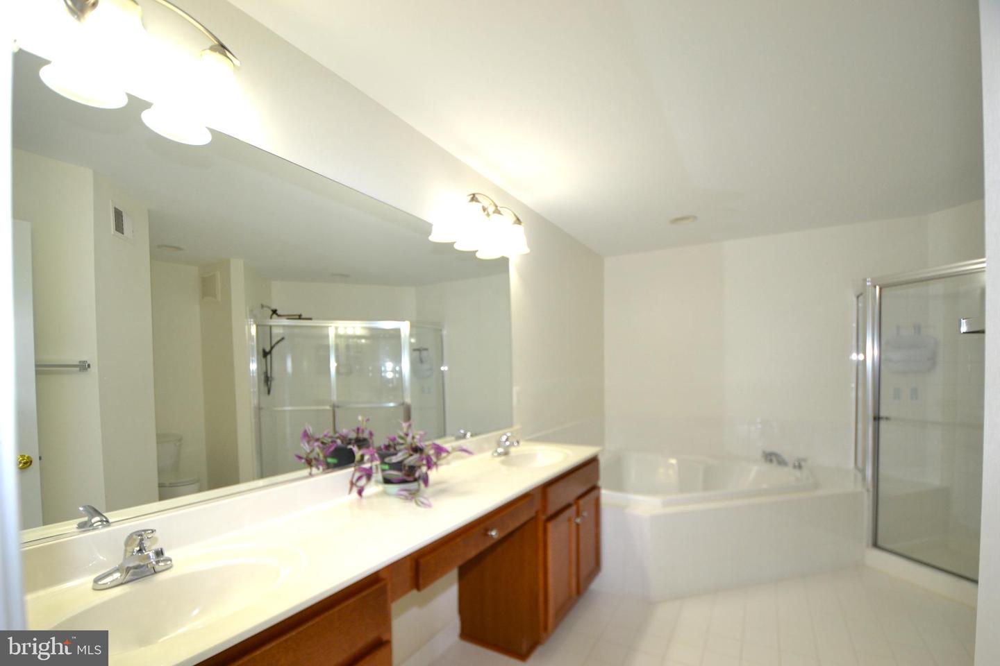14853 CLOVERDALE RD, WOODBRIDGE, Virginia 22193, 3 Bedrooms Bedrooms, ,2 BathroomsBathrooms,Residential,For sale,14853 CLOVERDALE RD,VAPW2099992 MLS # VAPW2099992