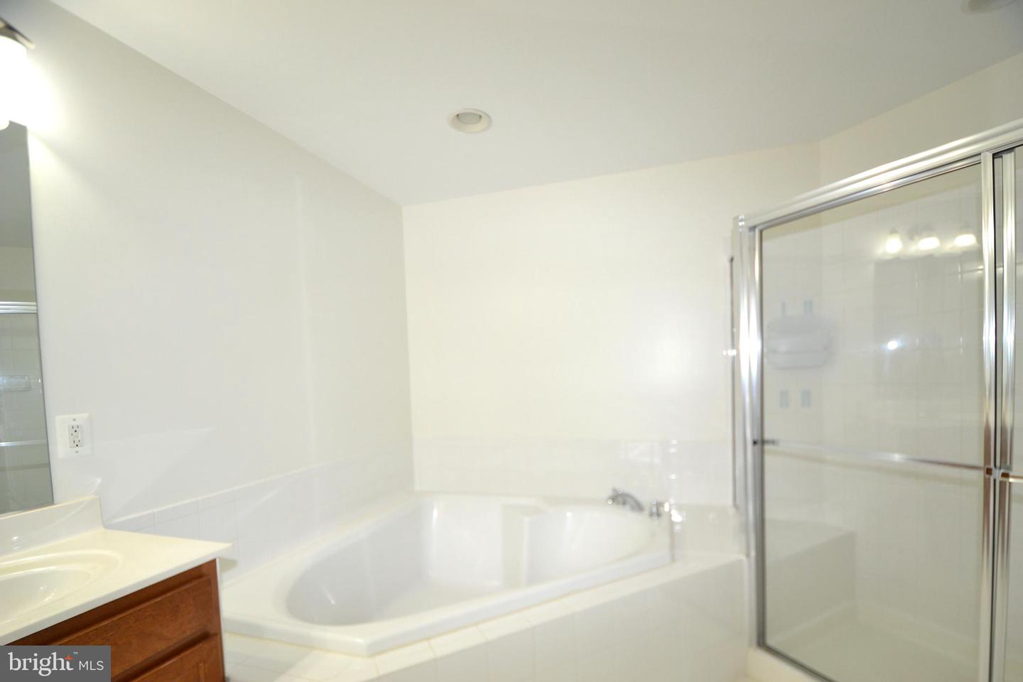14853 CLOVERDALE RD, WOODBRIDGE, Virginia 22193, 3 Bedrooms Bedrooms, ,2 BathroomsBathrooms,Residential,For sale,14853 CLOVERDALE RD,VAPW2099992 MLS # VAPW2099992