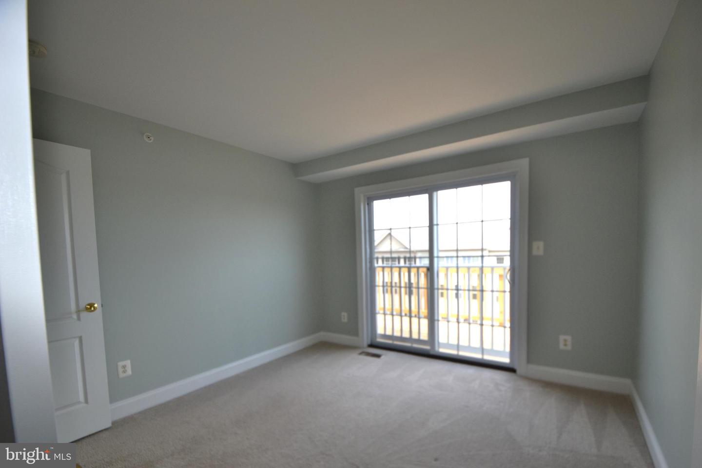 14853 CLOVERDALE RD, WOODBRIDGE, Virginia 22193, 3 Bedrooms Bedrooms, ,2 BathroomsBathrooms,Residential,For sale,14853 CLOVERDALE RD,VAPW2099992 MLS # VAPW2099992