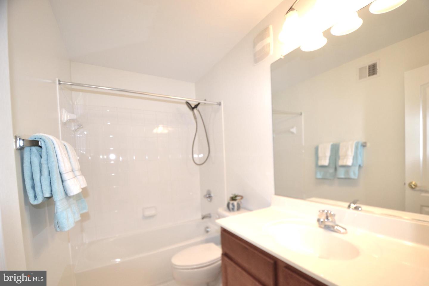 14853 CLOVERDALE RD, WOODBRIDGE, Virginia 22193, 3 Bedrooms Bedrooms, ,2 BathroomsBathrooms,Residential,For sale,14853 CLOVERDALE RD,VAPW2099992 MLS # VAPW2099992