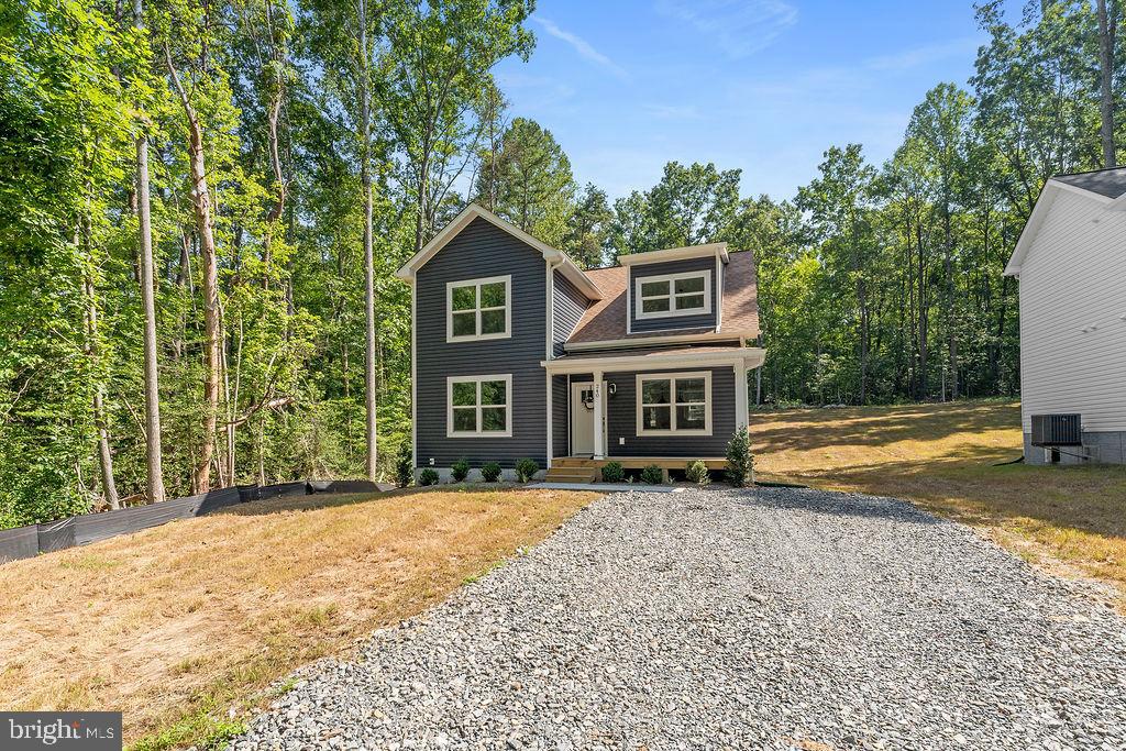 240 POPLAR DR, LOUISA, Virginia 23093, 4 Bedrooms Bedrooms, 7 Rooms Rooms,2 BathroomsBathrooms,Residential,For sale,240 POPLAR DR,VALA2008328 MLS # VALA2008328