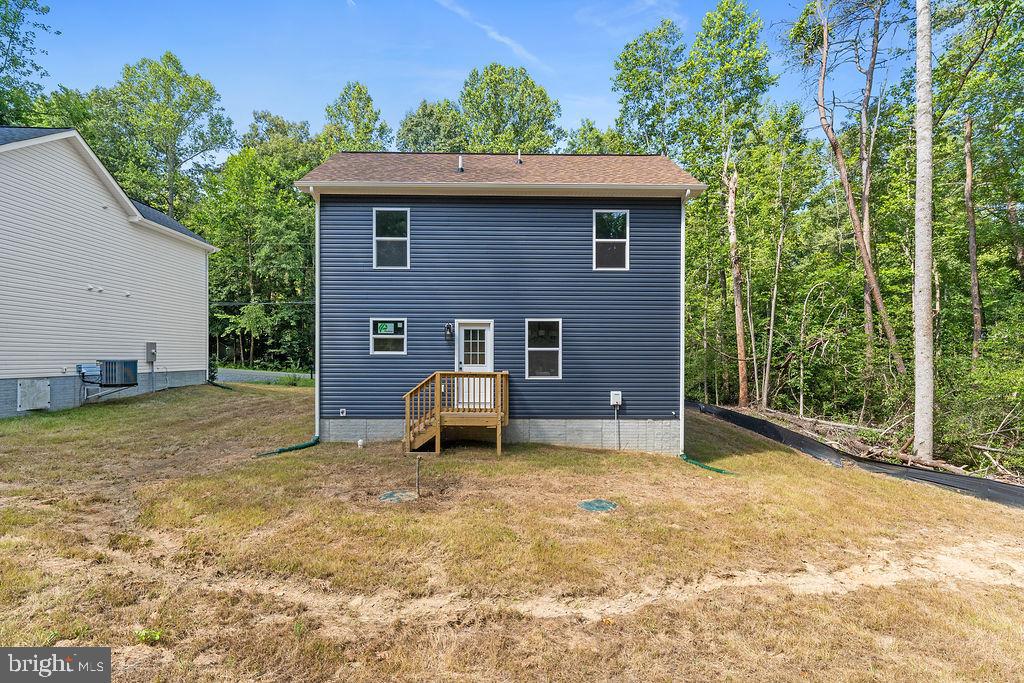 240 POPLAR DR, LOUISA, Virginia 23093, 4 Bedrooms Bedrooms, 7 Rooms Rooms,2 BathroomsBathrooms,Residential,For sale,240 POPLAR DR,VALA2008328 MLS # VALA2008328
