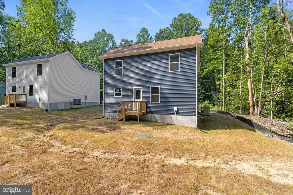 240 POPLAR DR, LOUISA, Virginia 23093, 4 Bedrooms Bedrooms, 7 Rooms Rooms,2 BathroomsBathrooms,Residential,For sale,240 POPLAR DR,VALA2008328 MLS # VALA2008328