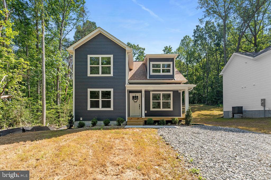 240 POPLAR DR, LOUISA, Virginia 23093, 4 Bedrooms Bedrooms, 7 Rooms Rooms,2 BathroomsBathrooms,Residential,For sale,240 POPLAR DR,VALA2008328 MLS # VALA2008328