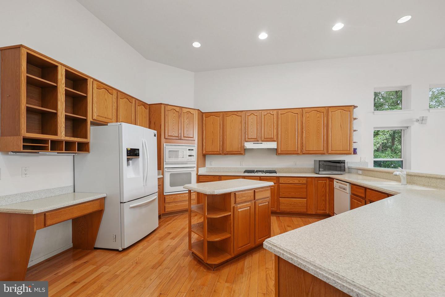 12587 LAKE COVENTRY DR, BEALETON, Virginia 22712, 5 Bedrooms Bedrooms, ,4 BathroomsBathrooms,Residential,For sale,12587 LAKE COVENTRY DR,VAFQ2017606 MLS # VAFQ2017606