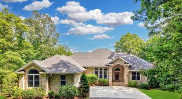 12587 LAKE COVENTRY DR, BEALETON, Virginia 22712, 5 Bedrooms Bedrooms, ,4 BathroomsBathrooms,Residential,For sale,12587 LAKE COVENTRY DR,VAFQ2017606 MLS # VAFQ2017606