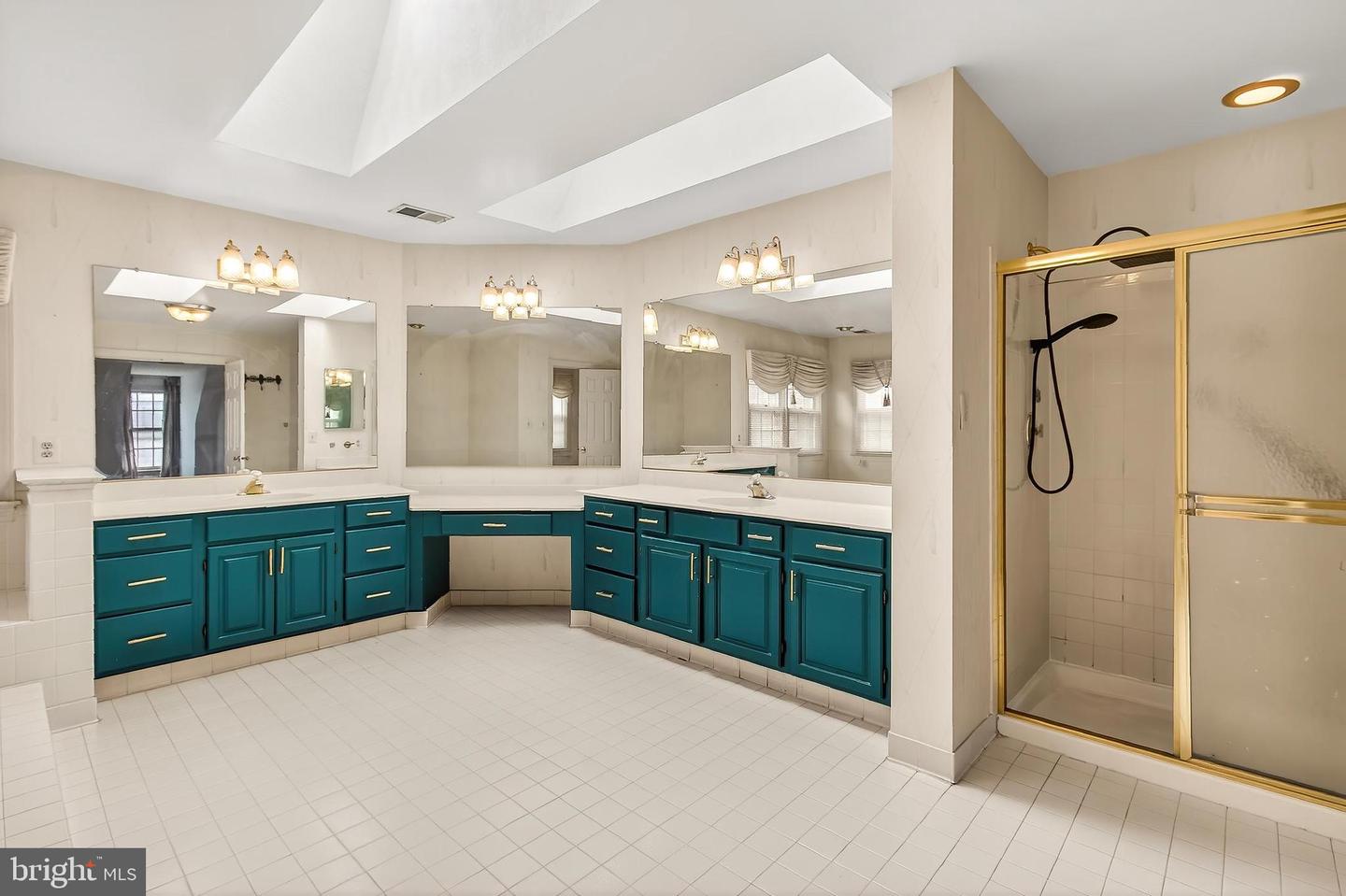 43892 GROTTOES DR, ASHBURN, Virginia 20147, 4 Bedrooms Bedrooms, ,2 BathroomsBathrooms,Residential,For sale,43892 GROTTOES DR,VALO2103164 MLS # VALO2103164