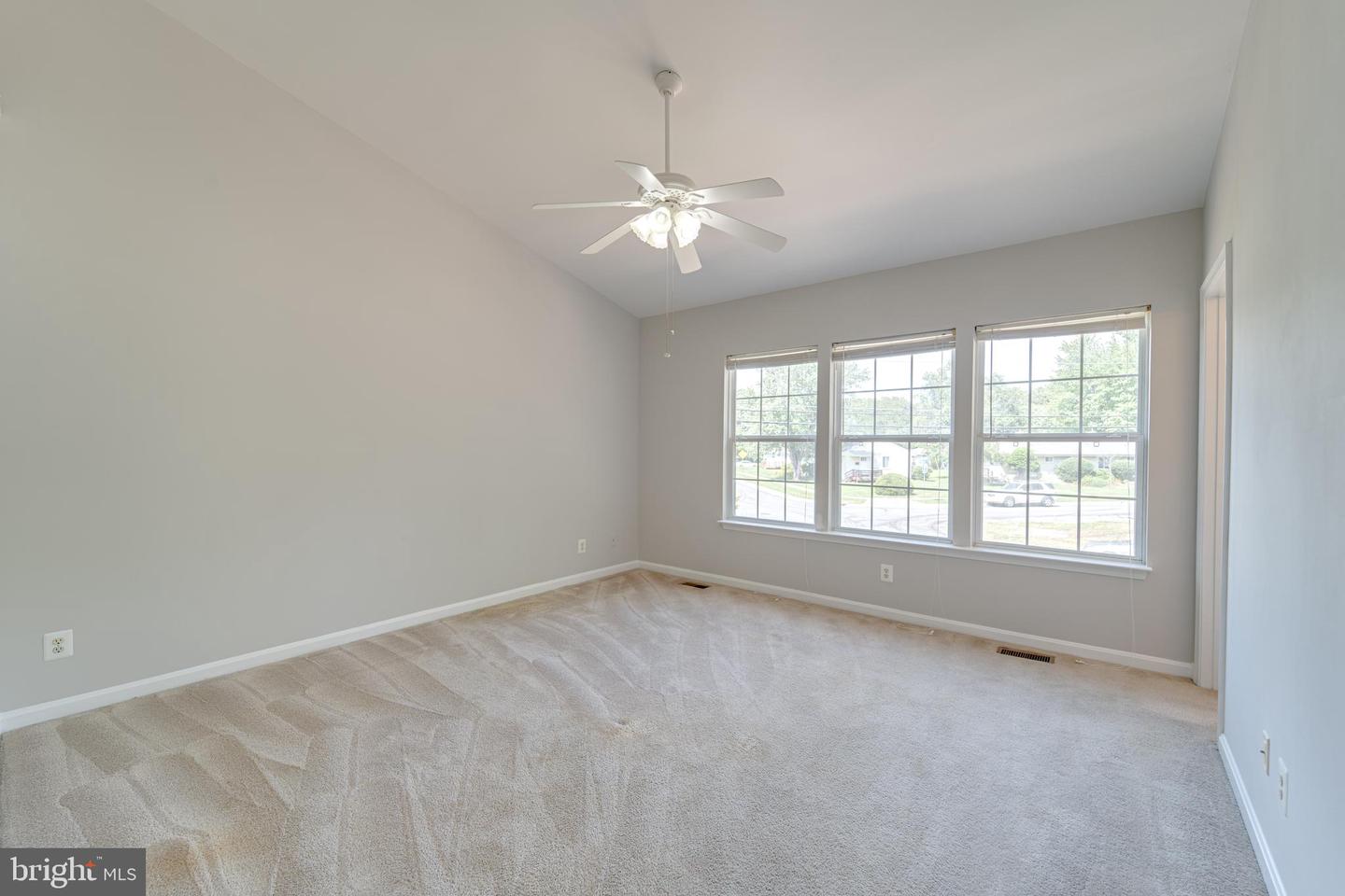 16285 ASPEN TRAIL CT, TRIANGLE, Virginia 22172, 4 Bedrooms Bedrooms, ,3 BathroomsBathrooms,Residential,For sale,16285 ASPEN TRAIL CT,VAPW2100114 MLS # VAPW2100114