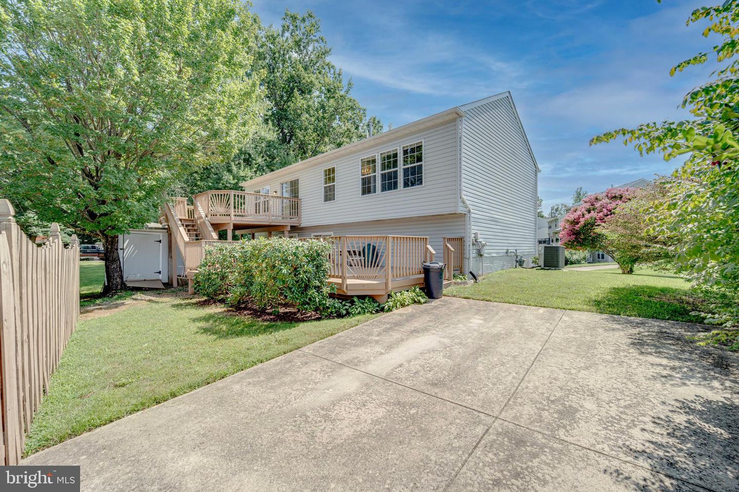 16285 ASPEN TRAIL CT, TRIANGLE, Virginia 22172, 4 Bedrooms Bedrooms, ,3 BathroomsBathrooms,Residential,For sale,16285 ASPEN TRAIL CT,VAPW2100114 MLS # VAPW2100114