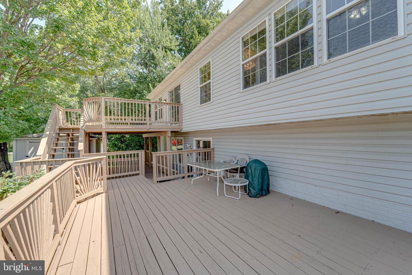 16285 ASPEN TRAIL CT, TRIANGLE, Virginia 22172, 4 Bedrooms Bedrooms, ,3 BathroomsBathrooms,Residential,For sale,16285 ASPEN TRAIL CT,VAPW2100114 MLS # VAPW2100114