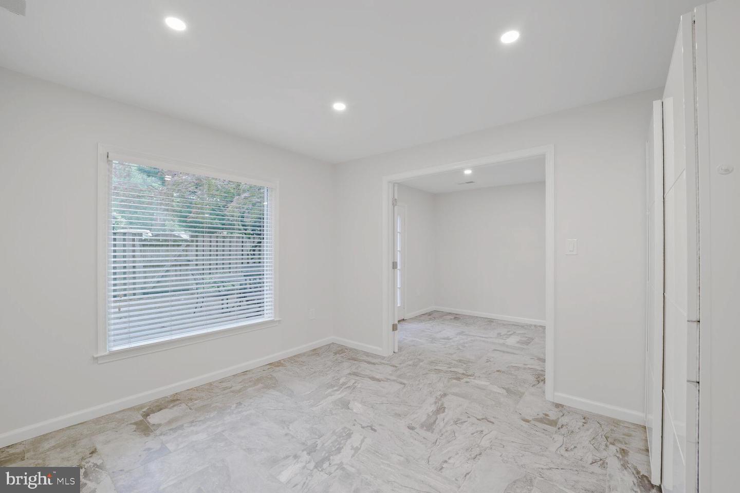 6929 MCLEAN PARK MANOR CT, MCLEAN, Virginia 22101, 3 Bedrooms Bedrooms, ,2 BathroomsBathrooms,Residential,For sale,6929 MCLEAN PARK MANOR CT,VAFX2257564 MLS # VAFX2257564