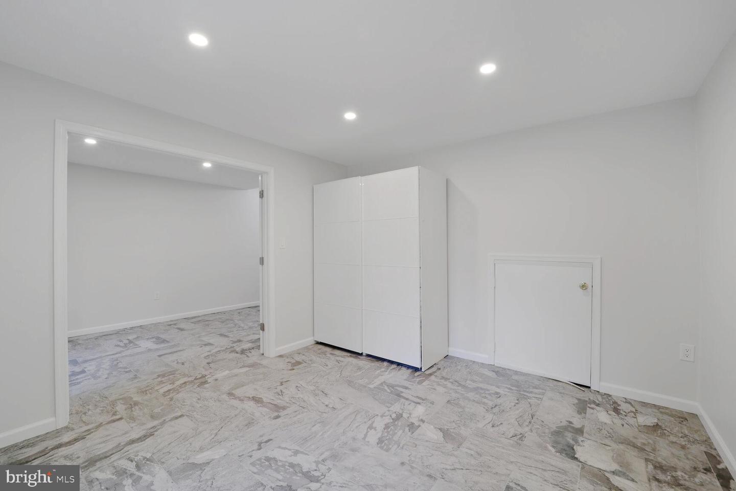 6929 MCLEAN PARK MANOR CT, MCLEAN, Virginia 22101, 3 Bedrooms Bedrooms, ,2 BathroomsBathrooms,Residential,For sale,6929 MCLEAN PARK MANOR CT,VAFX2257564 MLS # VAFX2257564