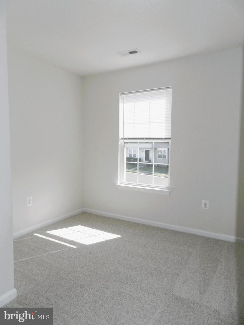 308 MERRILL CT, STAFFORD, Virginia 22554, 3 Bedrooms Bedrooms, ,2 BathroomsBathrooms,Residential,For sale,308 MERRILL CT,VAST2041176 MLS # VAST2041176