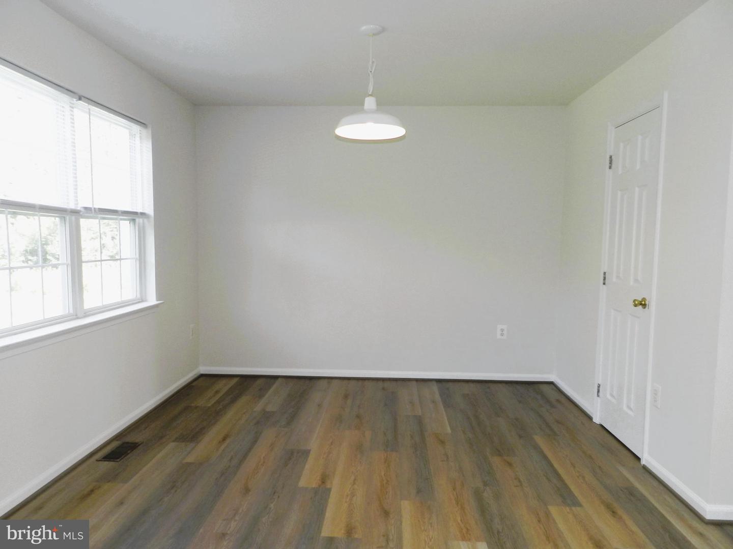 308 MERRILL CT, STAFFORD, Virginia 22554, 3 Bedrooms Bedrooms, ,2 BathroomsBathrooms,Residential,For sale,308 MERRILL CT,VAST2041176 MLS # VAST2041176