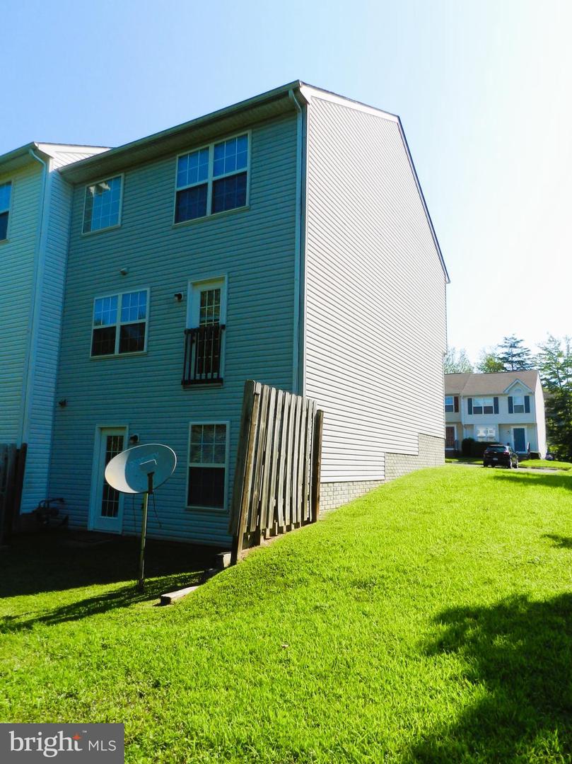 308 MERRILL CT, STAFFORD, Virginia 22554, 3 Bedrooms Bedrooms, ,2 BathroomsBathrooms,Residential,For sale,308 MERRILL CT,VAST2041176 MLS # VAST2041176
