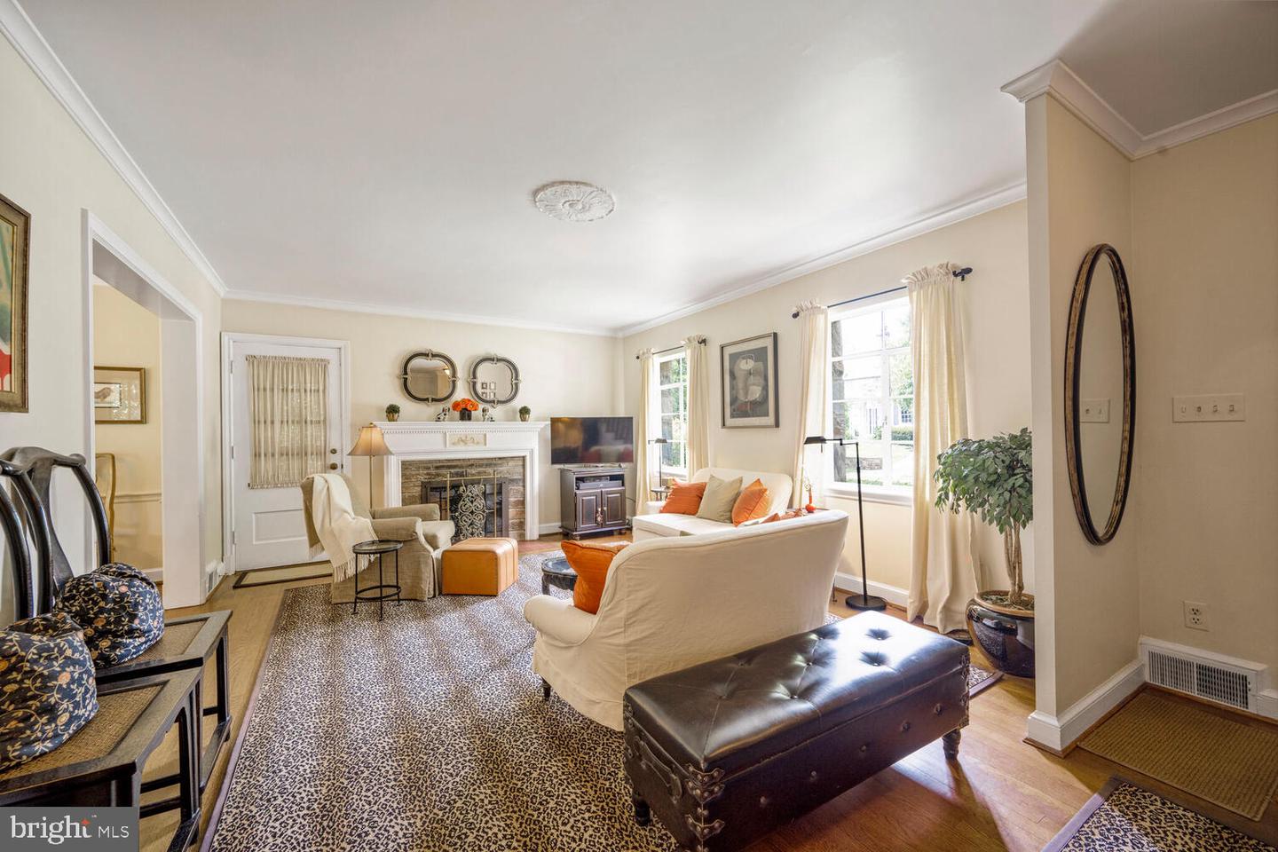 4840 RODMAN ST NW, WASHINGTON, District Of Columbia 20016, 3 Bedrooms Bedrooms, ,3 BathroomsBathrooms,Residential,For sale,4840 RODMAN ST NW,DCDC2212344 MLS # DCDC2212344