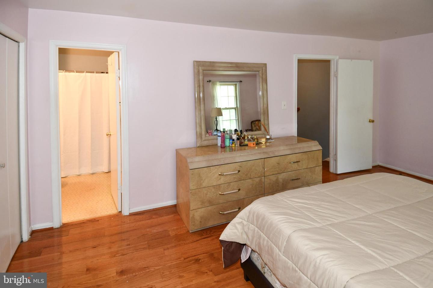 4725 GAINSBOROUGH DR, FAIRFAX, Virginia 22032, 3 Bedrooms Bedrooms, ,3 BathroomsBathrooms,Residential,For sale,4725 GAINSBOROUGH DR,VAFX2257936 MLS # VAFX2257936