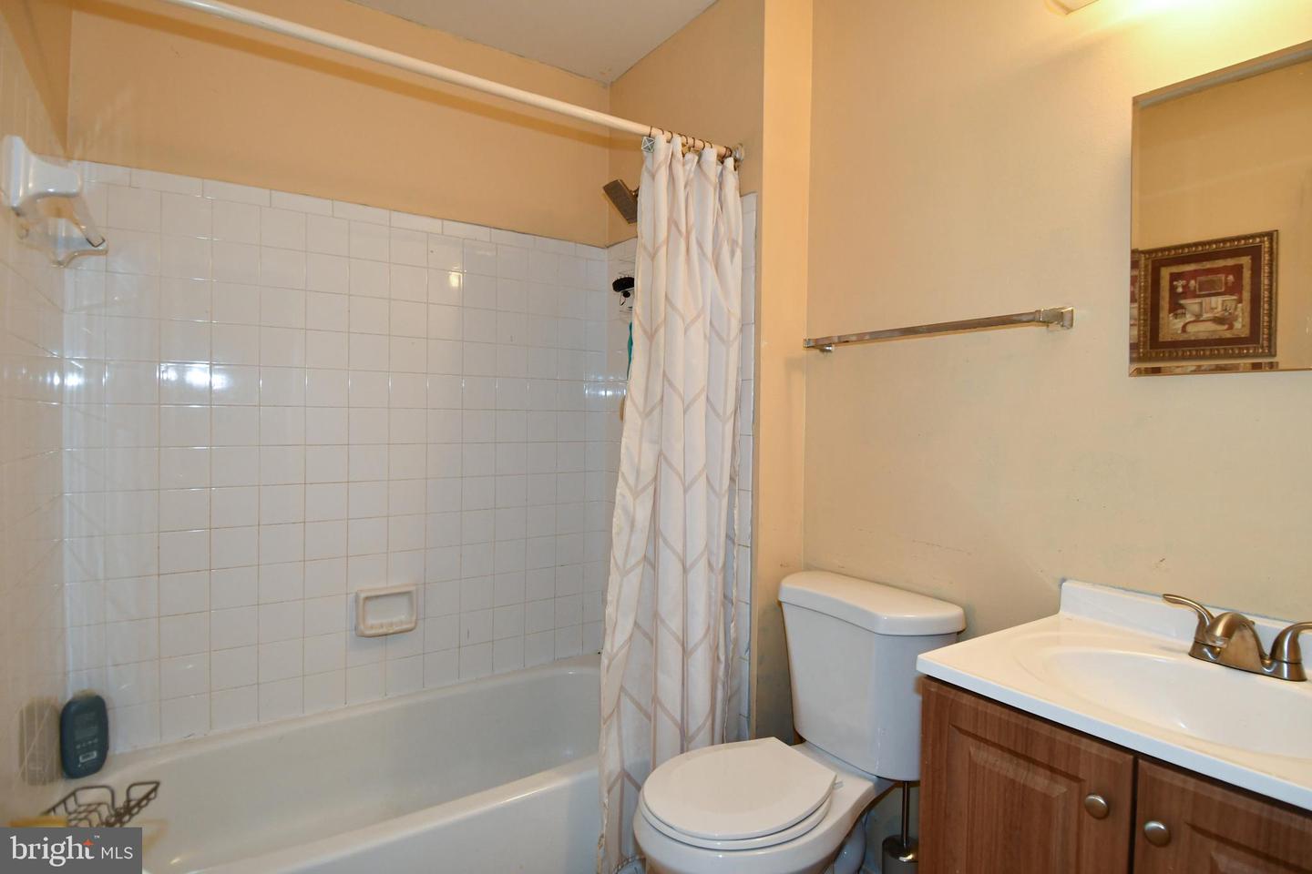 4725 GAINSBOROUGH DR, FAIRFAX, Virginia 22032, 3 Bedrooms Bedrooms, ,3 BathroomsBathrooms,Residential,For sale,4725 GAINSBOROUGH DR,VAFX2257936 MLS # VAFX2257936