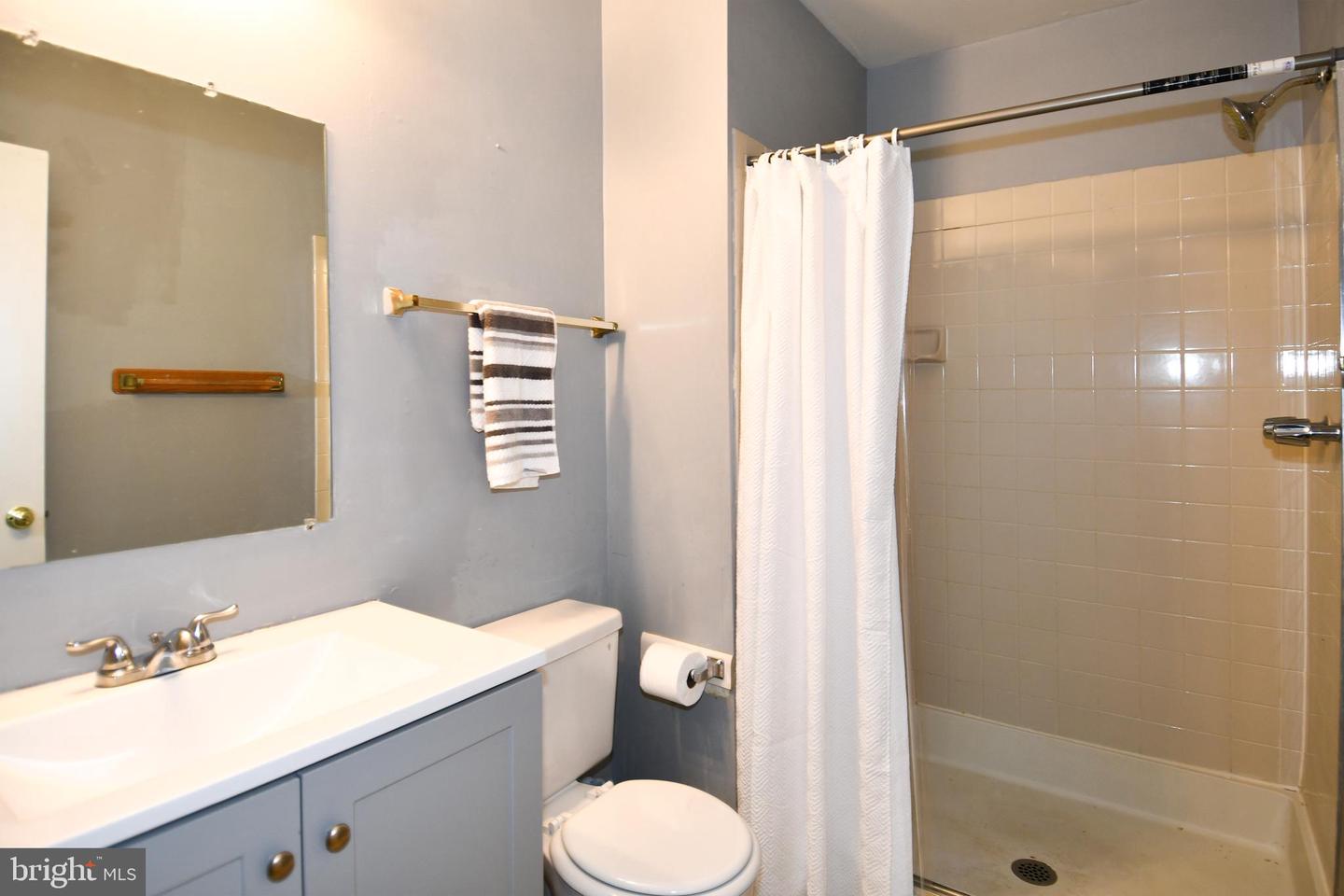 4725 GAINSBOROUGH DR, FAIRFAX, Virginia 22032, 3 Bedrooms Bedrooms, ,3 BathroomsBathrooms,Residential,For sale,4725 GAINSBOROUGH DR,VAFX2257936 MLS # VAFX2257936