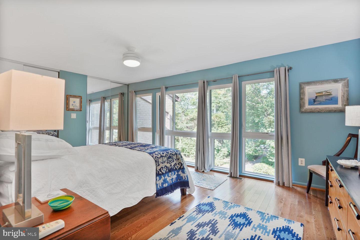 2034 LAKEBREEZE WAY, RESTON, Virginia 20191, 4 Bedrooms Bedrooms, ,2 BathroomsBathrooms,Residential,For sale,2034 LAKEBREEZE WAY,VAFX2257638 MLS # VAFX2257638