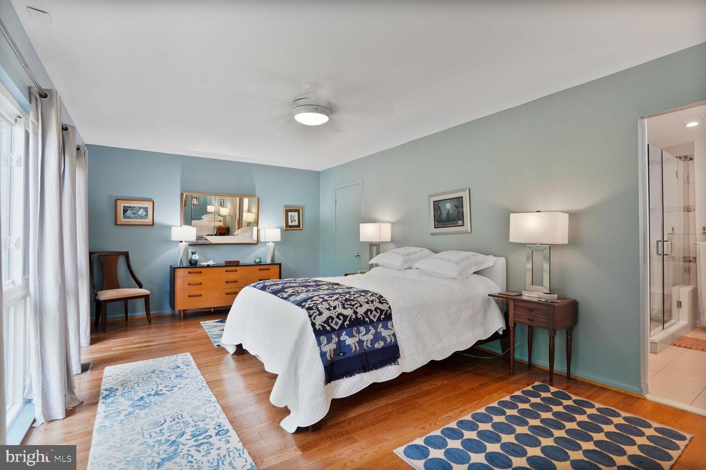 2034 LAKEBREEZE WAY, RESTON, Virginia 20191, 4 Bedrooms Bedrooms, ,2 BathroomsBathrooms,Residential,For sale,2034 LAKEBREEZE WAY,VAFX2257638 MLS # VAFX2257638