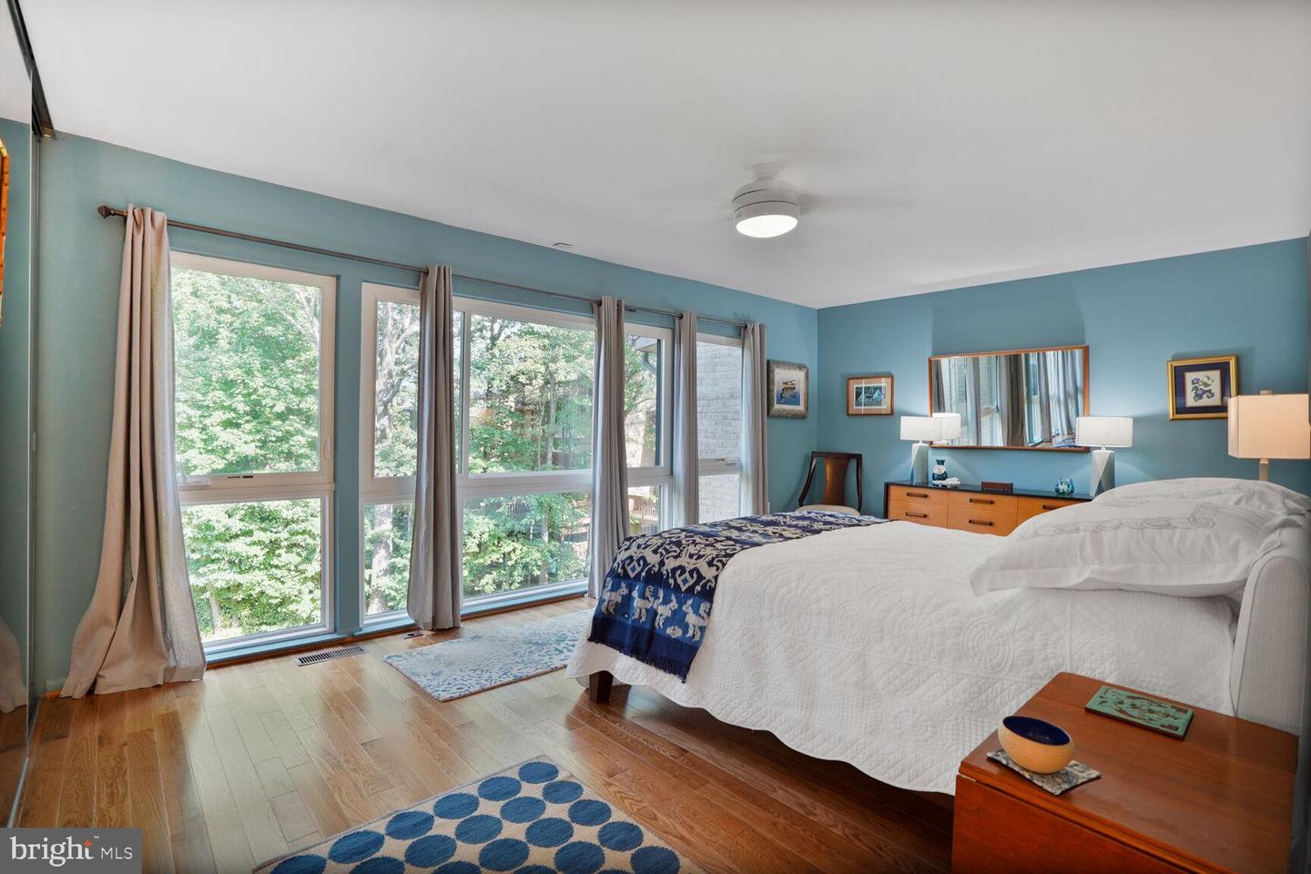 2034 LAKEBREEZE WAY, RESTON, Virginia 20191, 4 Bedrooms Bedrooms, ,2 BathroomsBathrooms,Residential,For sale,2034 LAKEBREEZE WAY,VAFX2257638 MLS # VAFX2257638