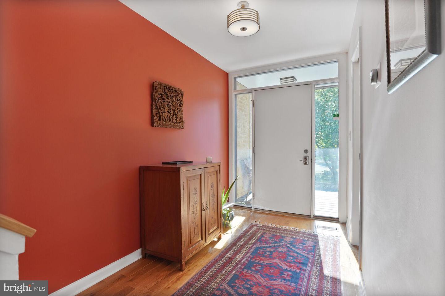 2034 LAKEBREEZE WAY, RESTON, Virginia 20191, 4 Bedrooms Bedrooms, ,2 BathroomsBathrooms,Residential,For sale,2034 LAKEBREEZE WAY,VAFX2257638 MLS # VAFX2257638