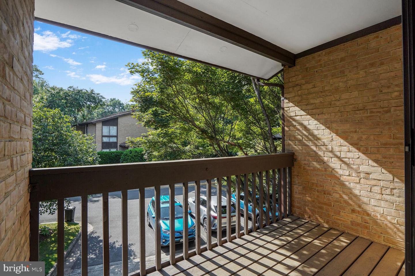2034 LAKEBREEZE WAY, RESTON, Virginia 20191, 4 Bedrooms Bedrooms, ,2 BathroomsBathrooms,Residential,For sale,2034 LAKEBREEZE WAY,VAFX2257638 MLS # VAFX2257638