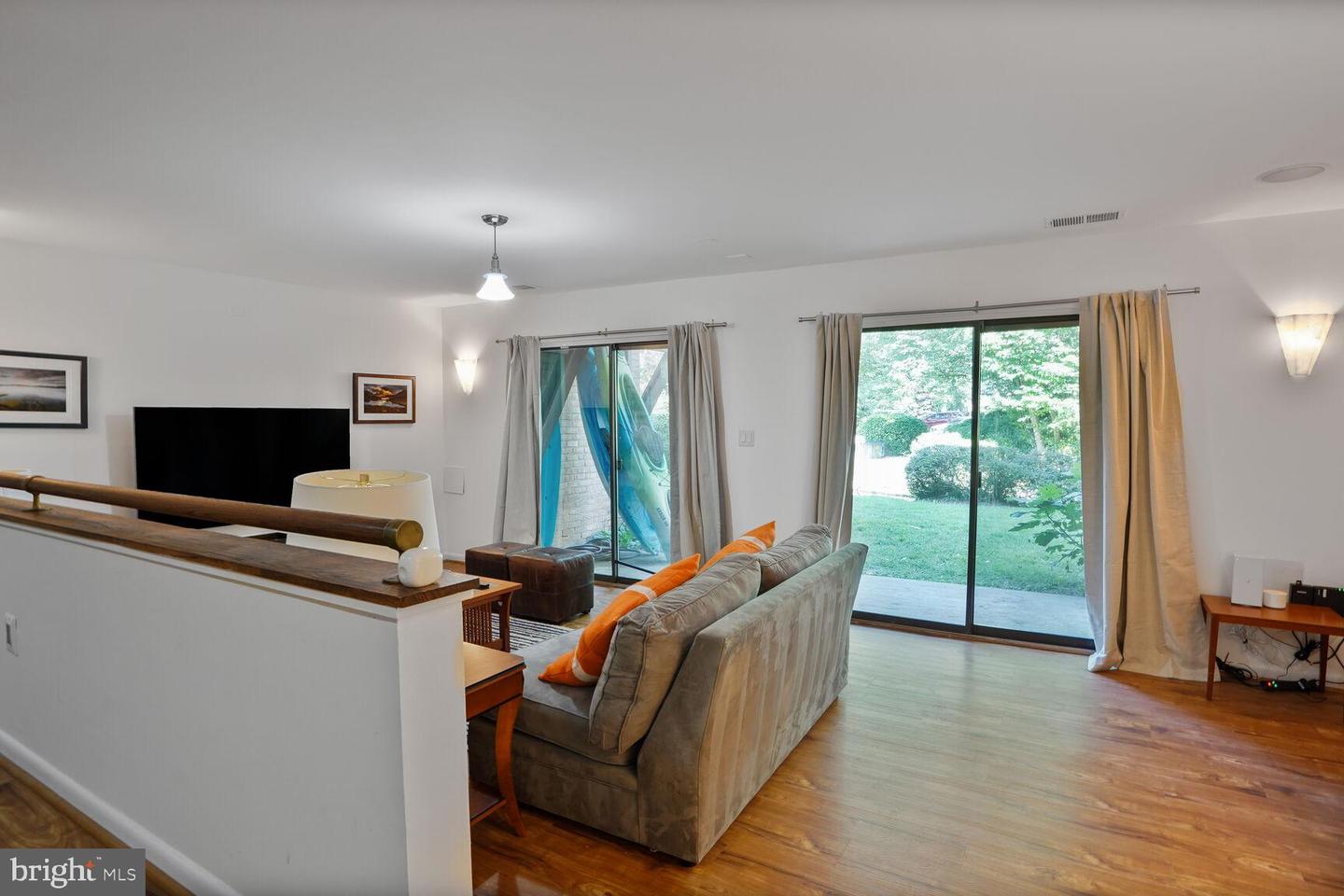 2034 LAKEBREEZE WAY, RESTON, Virginia 20191, 4 Bedrooms Bedrooms, ,2 BathroomsBathrooms,Residential,For sale,2034 LAKEBREEZE WAY,VAFX2257638 MLS # VAFX2257638