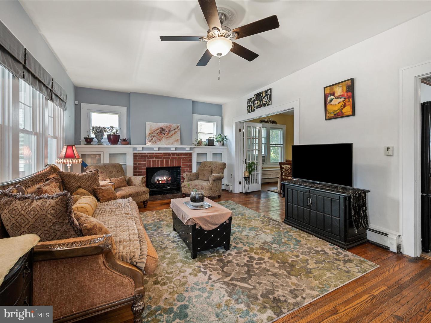 709-N BRADDOCK ST, WINCHESTER, Virginia 22601, 3 Bedrooms Bedrooms, ,1 BathroomBathrooms,Residential,For sale,709-N BRADDOCK ST,VAWI2008780 MLS # VAWI2008780