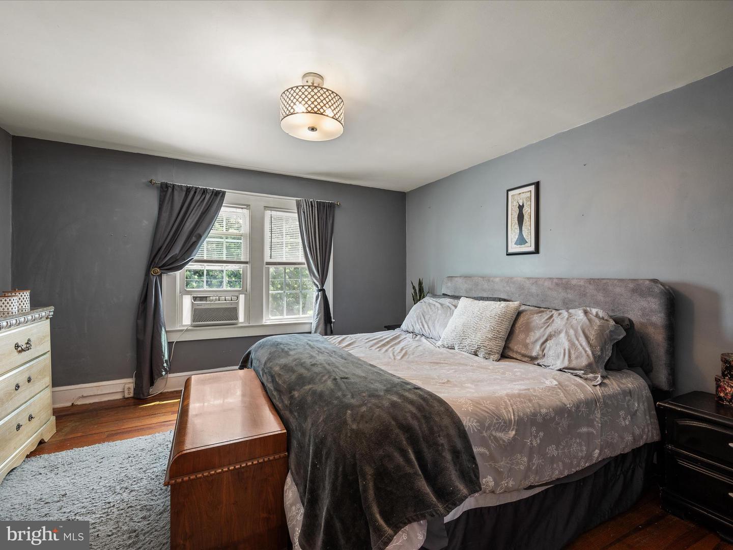 709-N BRADDOCK ST, WINCHESTER, Virginia 22601, 3 Bedrooms Bedrooms, ,1 BathroomBathrooms,Residential,For sale,709-N BRADDOCK ST,VAWI2008780 MLS # VAWI2008780