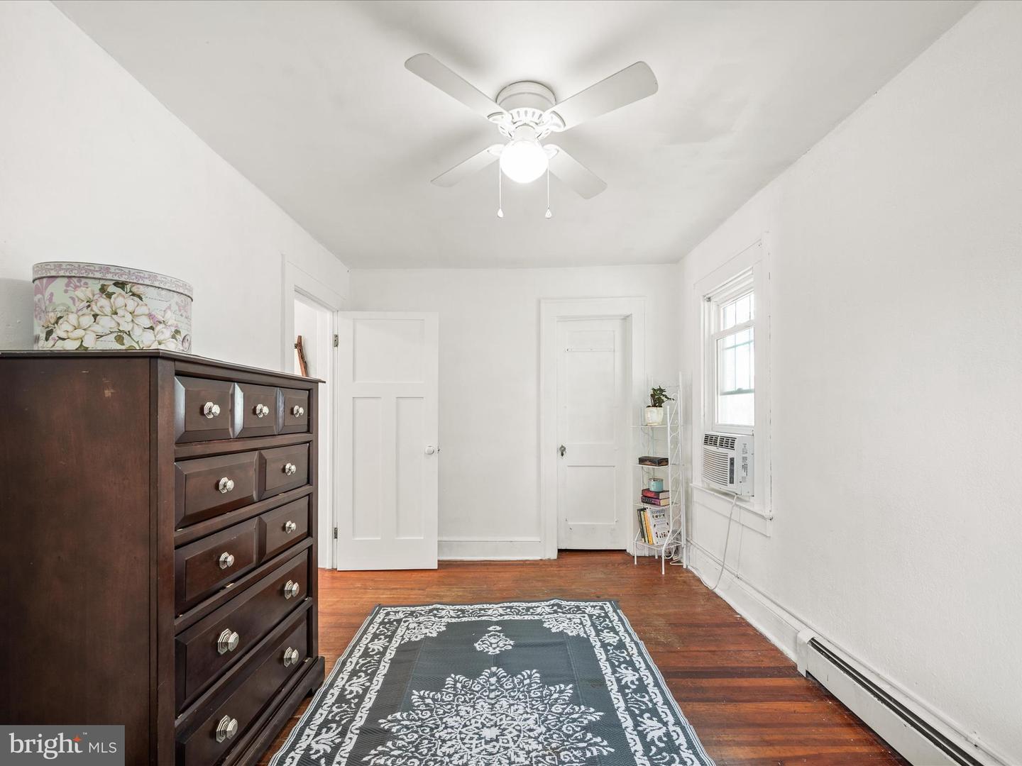 709-N BRADDOCK ST, WINCHESTER, Virginia 22601, 3 Bedrooms Bedrooms, ,1 BathroomBathrooms,Residential,For sale,709-N BRADDOCK ST,VAWI2008780 MLS # VAWI2008780