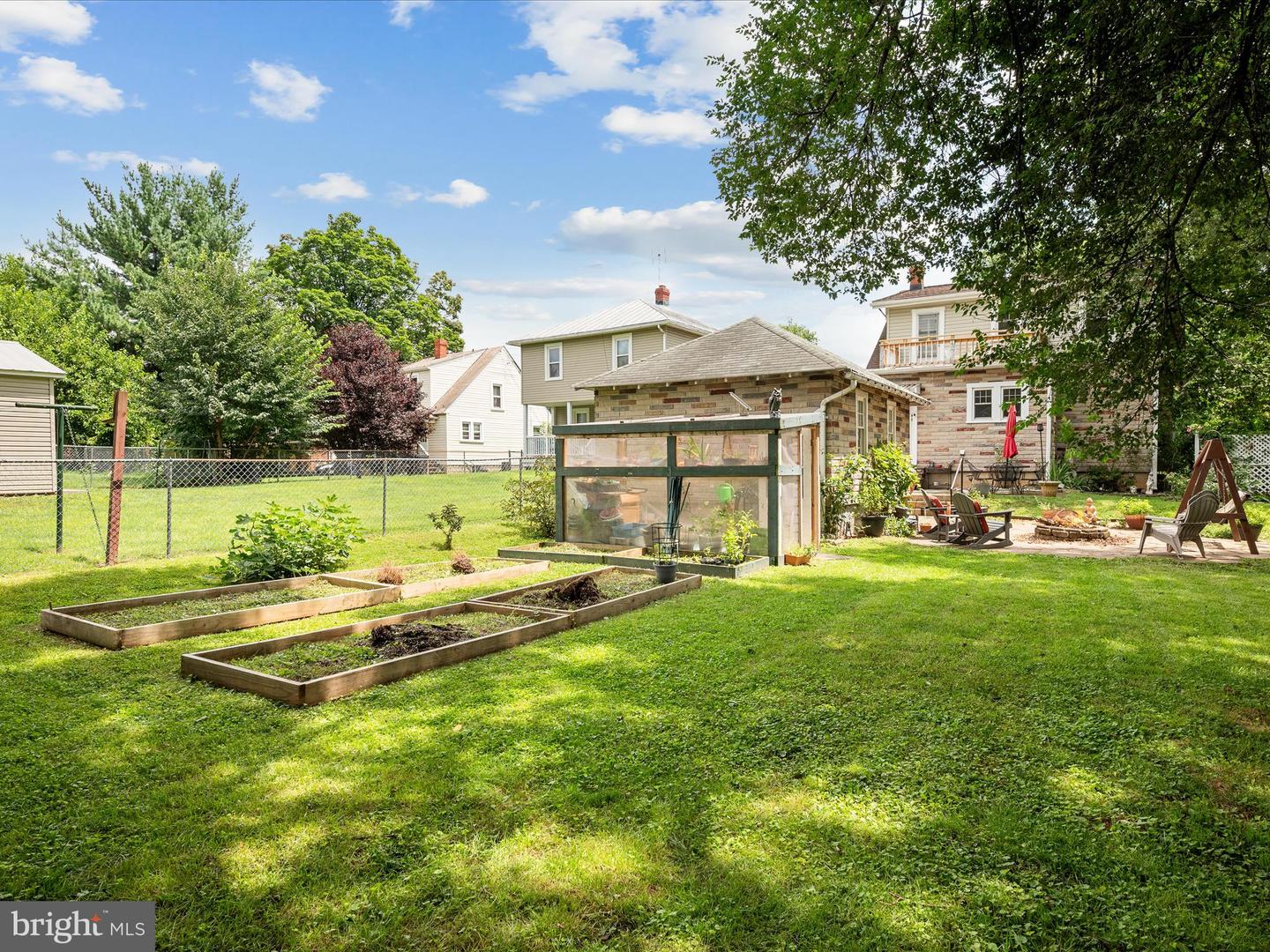 709-N BRADDOCK ST, WINCHESTER, Virginia 22601, 3 Bedrooms Bedrooms, ,1 BathroomBathrooms,Residential,For sale,709-N BRADDOCK ST,VAWI2008780 MLS # VAWI2008780