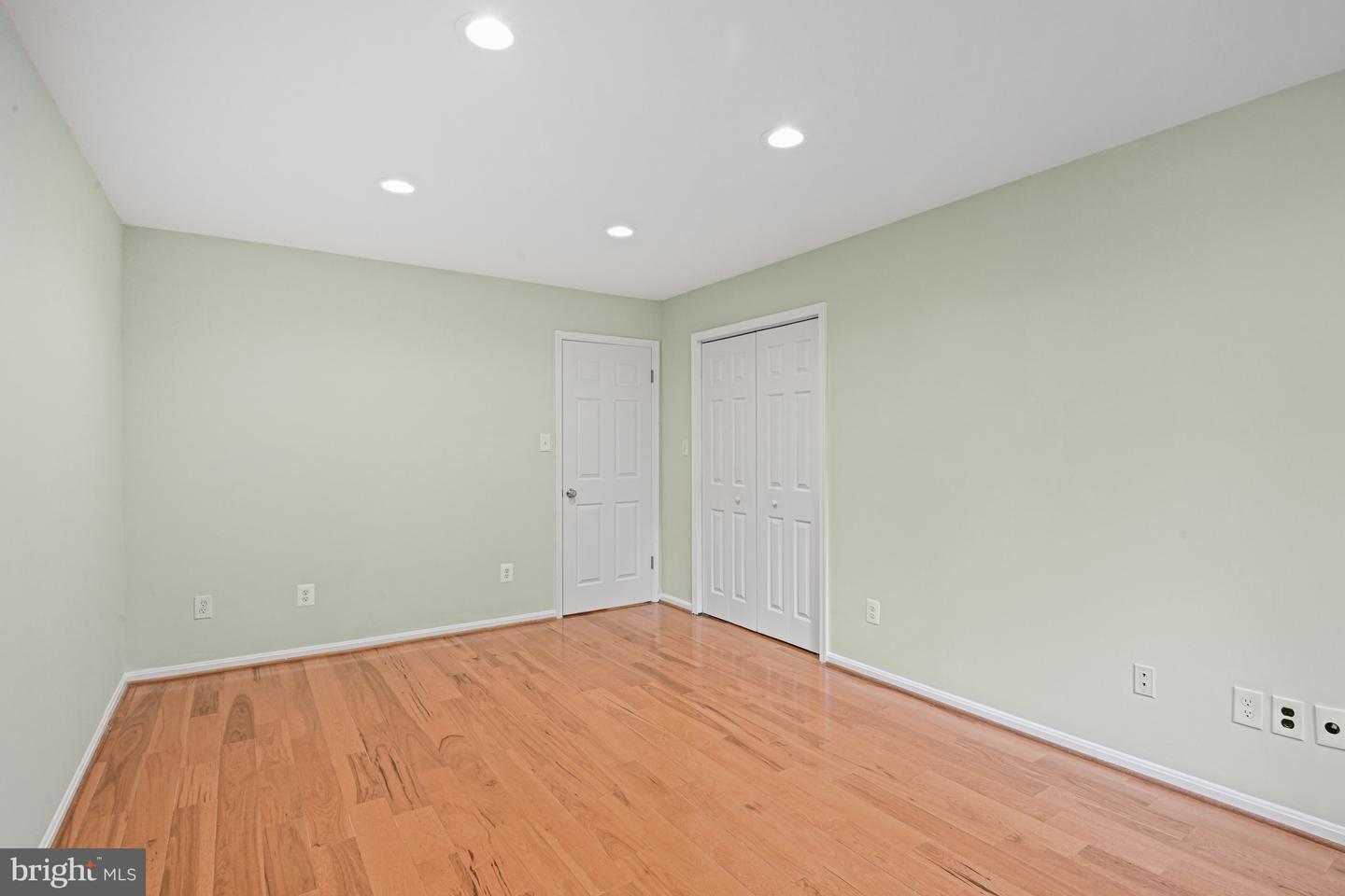 11308 SENECA CIR, GREAT FALLS, Virginia 22066, 4 Bedrooms Bedrooms, ,3 BathroomsBathrooms,Residential,For sale,11308 SENECA CIR,VAFX2257674 MLS # VAFX2257674