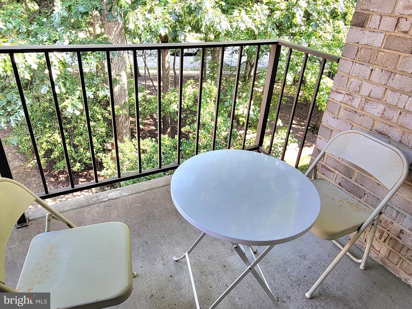 2033 ROYAL FERN CT #49/22B, RESTON, Virginia 20191, 2 Bedrooms Bedrooms, ,1 BathroomBathrooms,Residential,For sale,2033 ROYAL FERN CT #49/22B,VAFX2257720 MLS # VAFX2257720