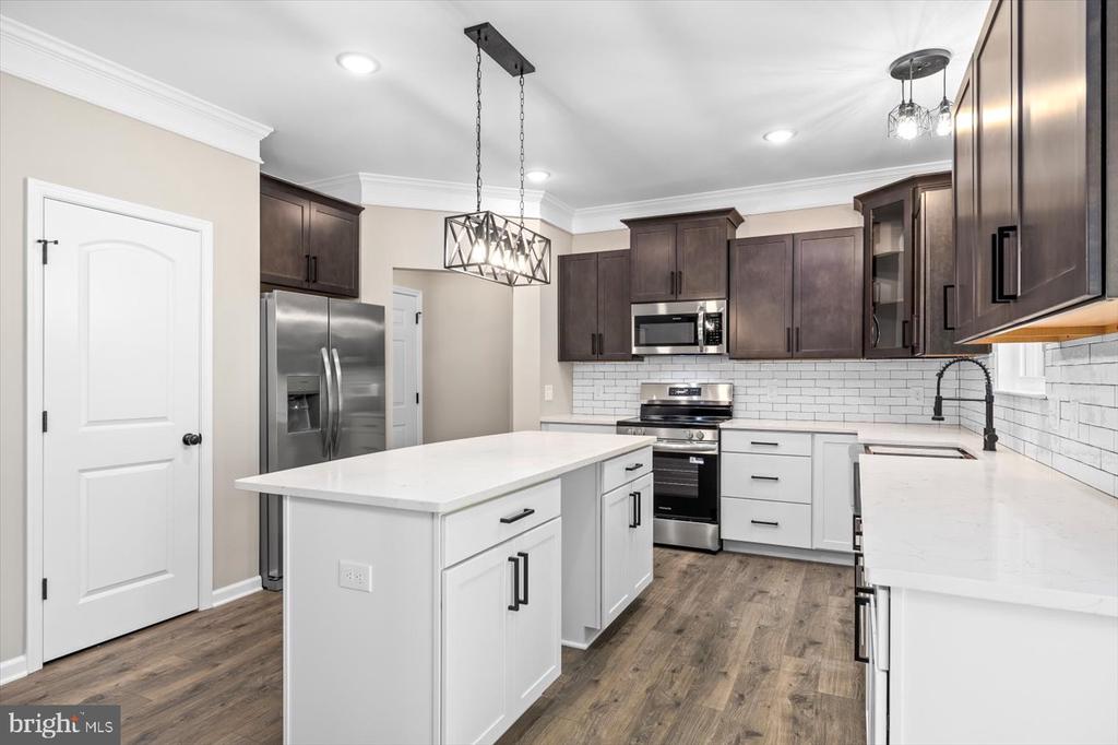 12521 WILDERNESS PARK DR, SPOTSYLVANIA, Virginia 22551, 4 Bedrooms Bedrooms, ,2 BathroomsBathrooms,Residential,12521 WILDERNESS PARK DR,VASP2034268 MLS # VASP2034268
