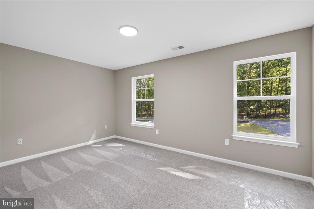 12521 WILDERNESS PARK DR, SPOTSYLVANIA, Virginia 22551, 4 Bedrooms Bedrooms, ,2 BathroomsBathrooms,Residential,12521 WILDERNESS PARK DR,VASP2034268 MLS # VASP2034268