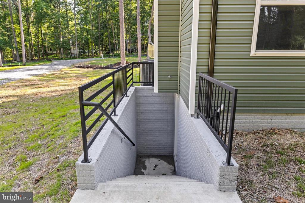 12521 WILDERNESS PARK DR, SPOTSYLVANIA, Virginia 22551, 4 Bedrooms Bedrooms, ,2 BathroomsBathrooms,Residential,12521 WILDERNESS PARK DR,VASP2034268 MLS # VASP2034268