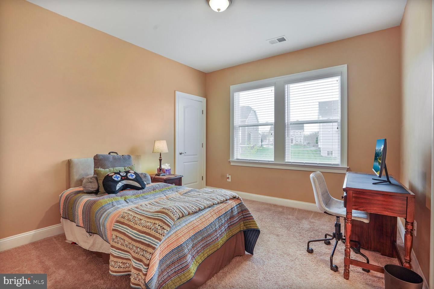 23631 GLENMALLIE CT, ALDIE, Virginia 20105, 4 Bedrooms Bedrooms, ,4 BathroomsBathrooms,Residential,For sale,23631 GLENMALLIE CT,VALO2089996 MLS # VALO2089996