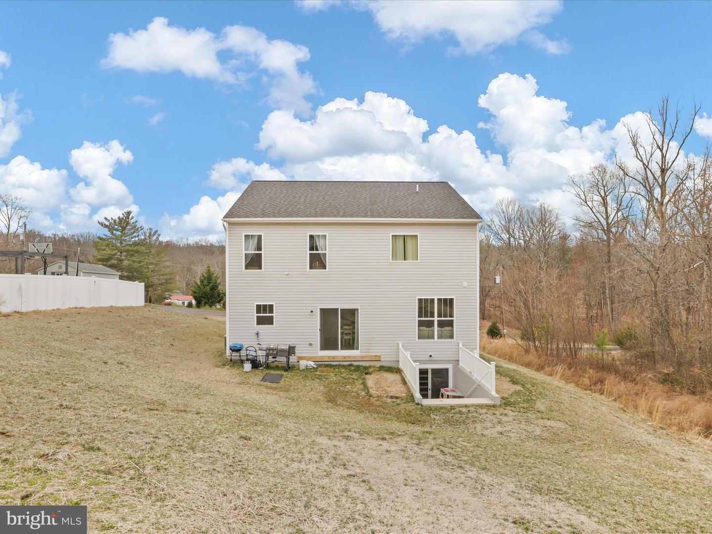 196 KELLEY RD, FREDERICKSBURG, Virginia 22405, 4 Bedrooms Bedrooms, ,2 BathroomsBathrooms,Residential,For sale,196 KELLEY RD,VAST2036626 MLS # VAST2036626