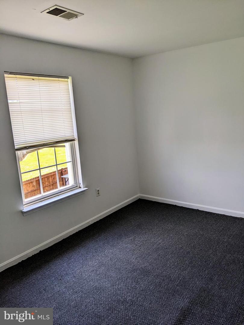 1701 LAMBERT CT, CULPEPER, Virginia 22701, 5 Bedrooms Bedrooms, ,3 BathroomsBathrooms,Residential,For sale,1701 LAMBERT CT,VACU2010000 MLS # VACU2010000