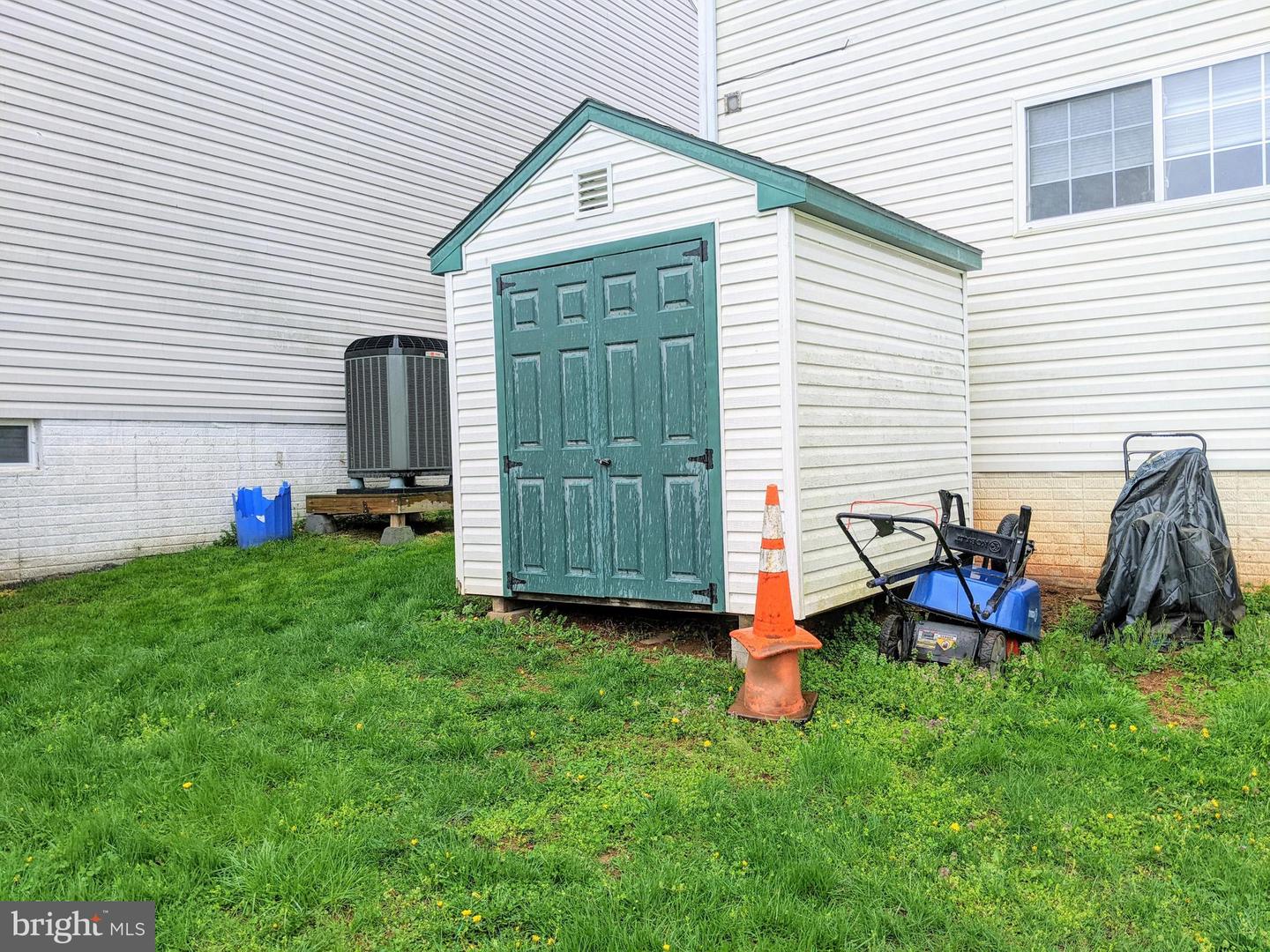 1701 LAMBERT CT, CULPEPER, Virginia 22701, 5 Bedrooms Bedrooms, ,3 BathroomsBathrooms,Residential,For sale,1701 LAMBERT CT,VACU2010000 MLS # VACU2010000
