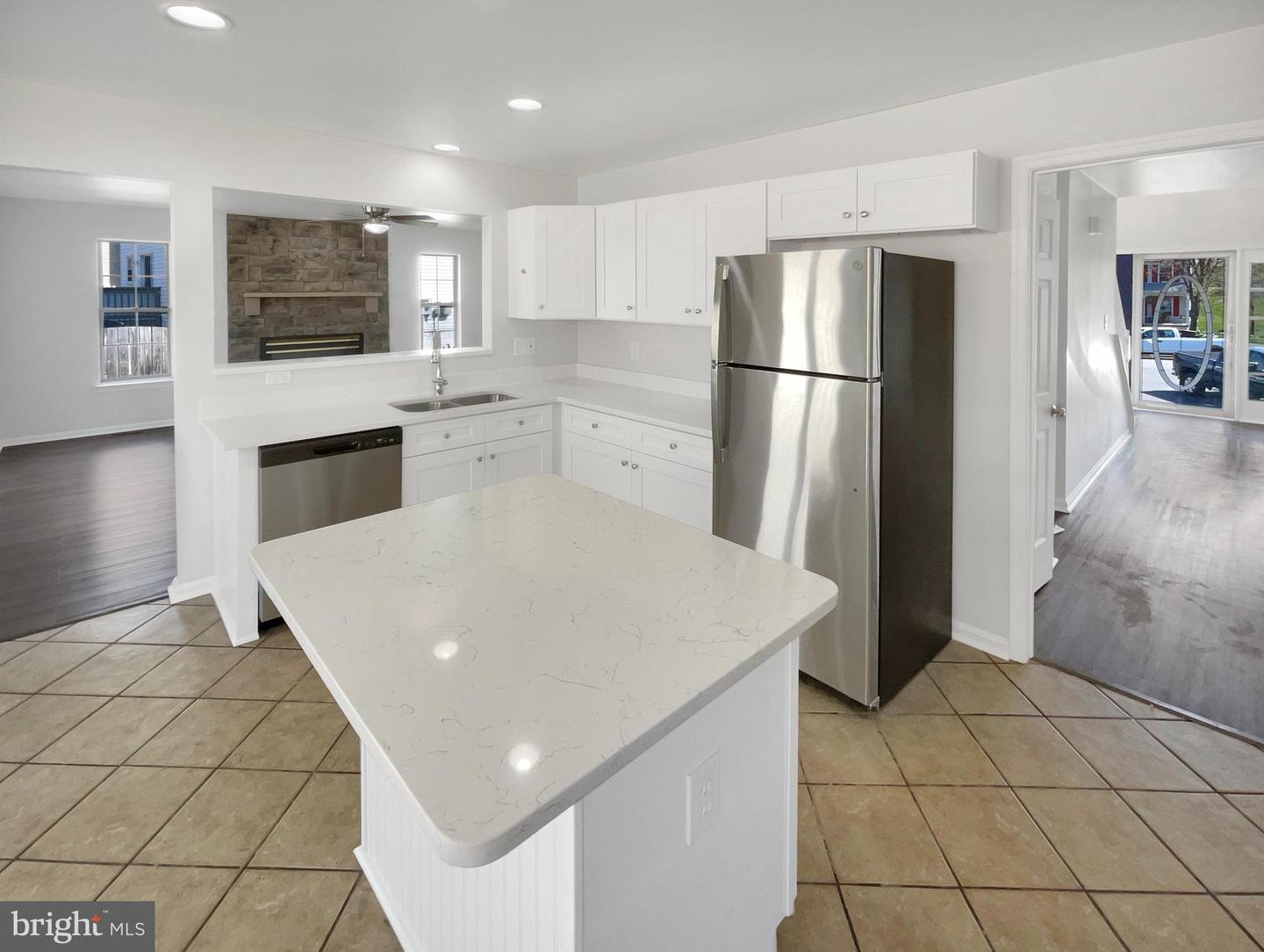 3510 POWELLS CROSSING CT, WOODBRIDGE, Virginia 22193, 6 Bedrooms Bedrooms, ,3 BathroomsBathrooms,Residential,For sale,3510 POWELLS CROSSING CT,VAPW2090906 MLS # VAPW2090906